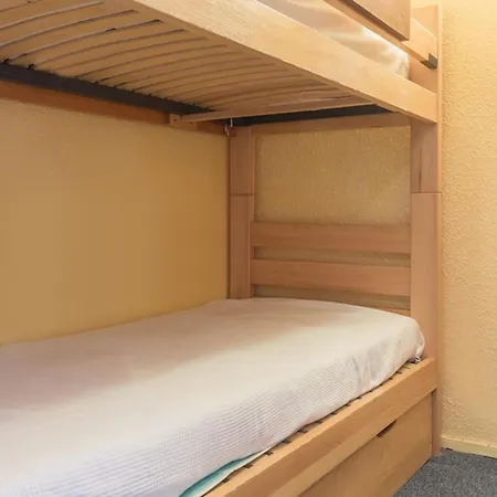 Appartement Fonctionnel Au Pied Des Pistes Avec Acces Piscine - Fr-1-267-232 *